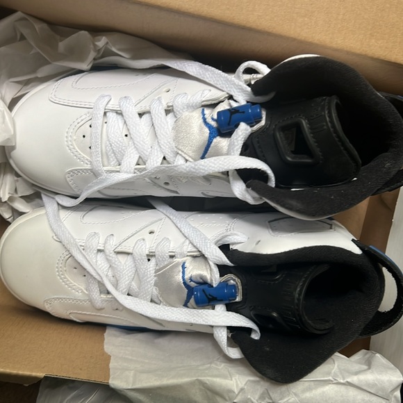 Jordan 6 Retro BG Sport Blue - Picture 2 of 8